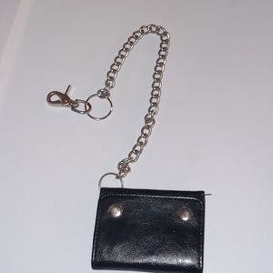 Leather wallet with chain & clip